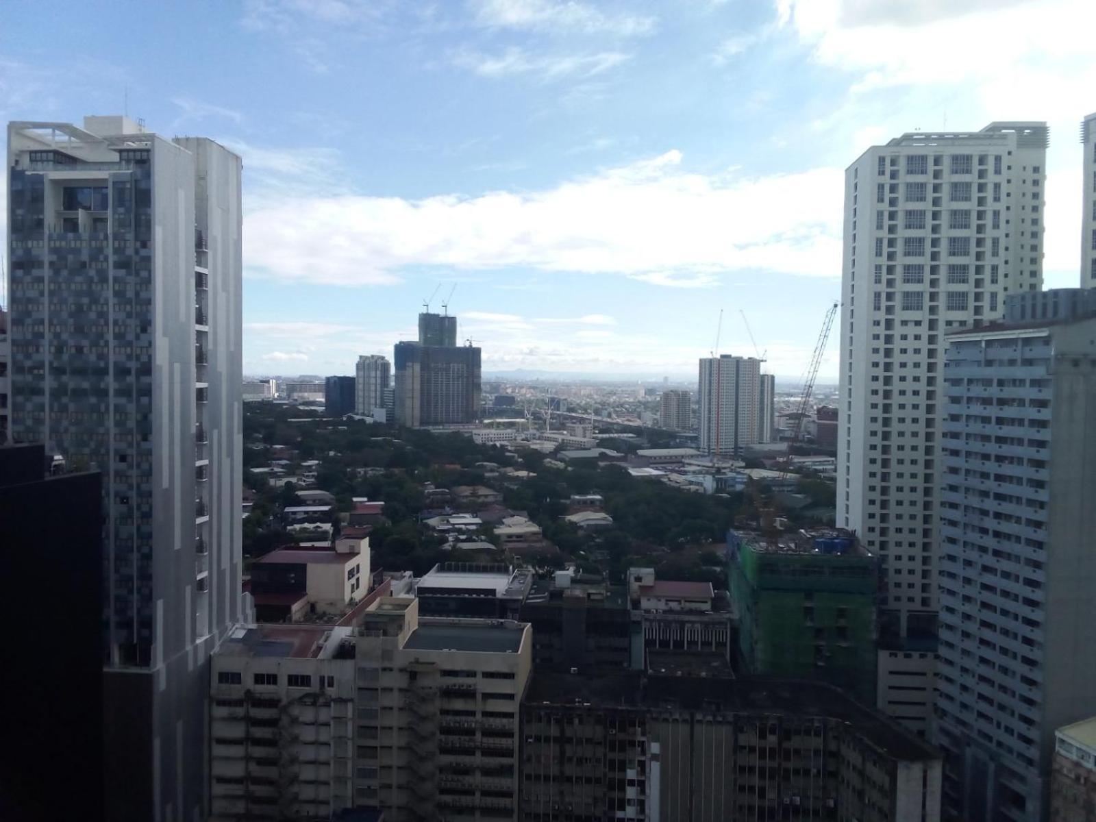 Kl Tower Makati Apartments By Ph Staycation Manila Ngoại thất bức ảnh