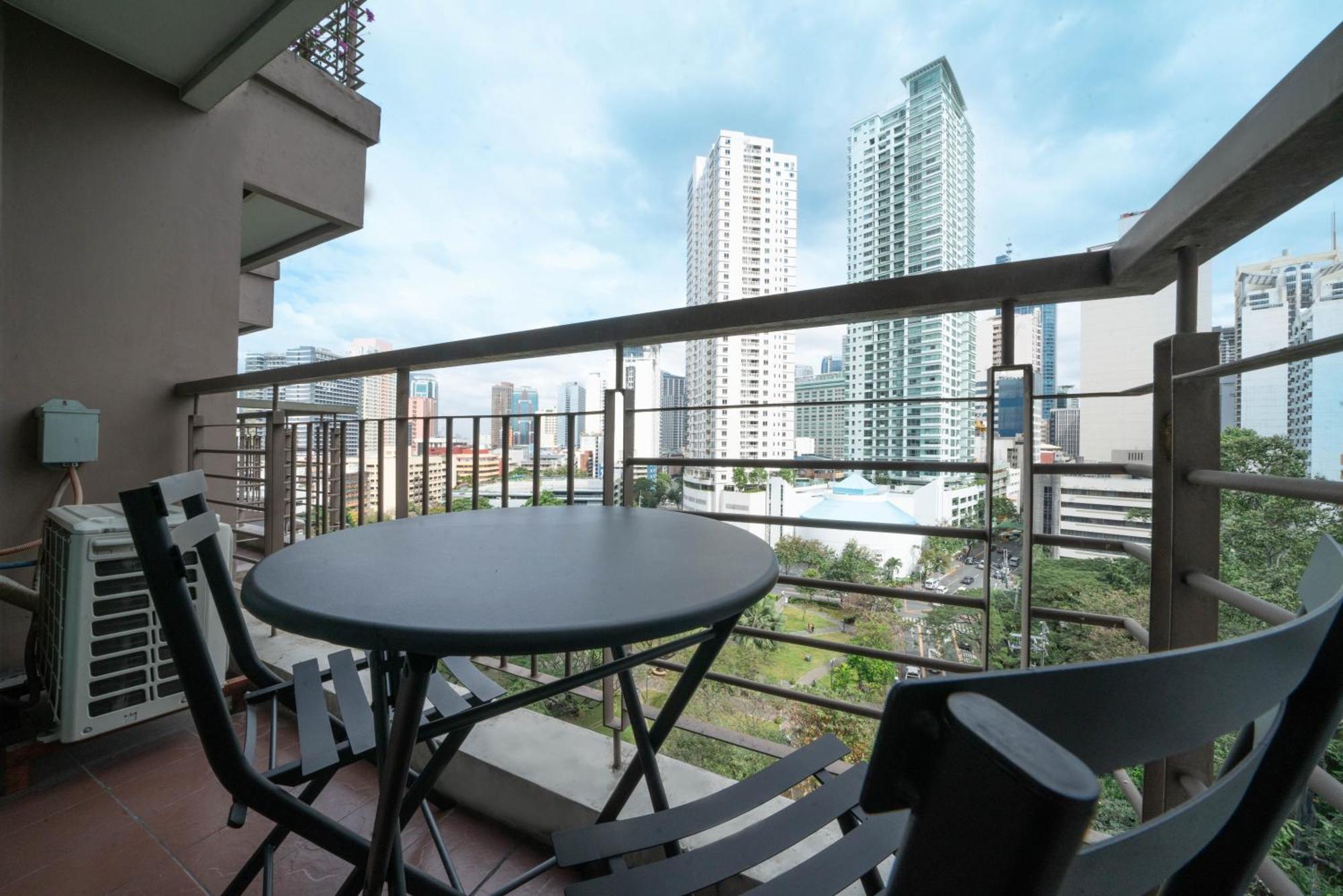 Kl Tower Makati Apartments By Ph Staycation Manila Ngoại thất bức ảnh