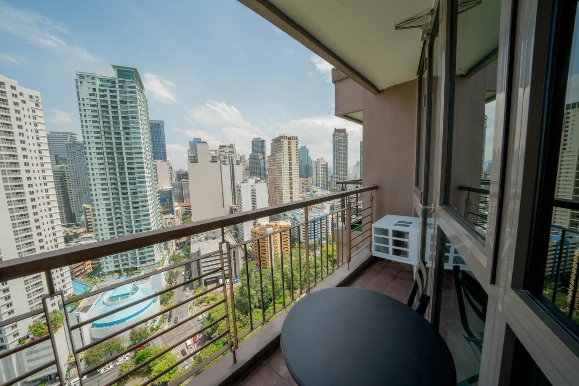 Kl Tower Makati Apartments By Ph Staycation Manila Ngoại thất bức ảnh